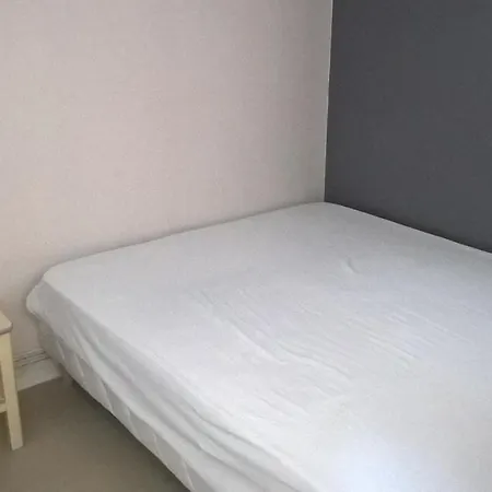 Pavillon Apartment *
